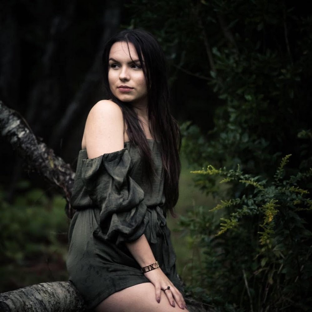 Meet your Posher, Angelina